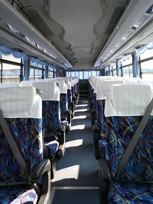 貸切バス（観光バス）車内のサムネール画像